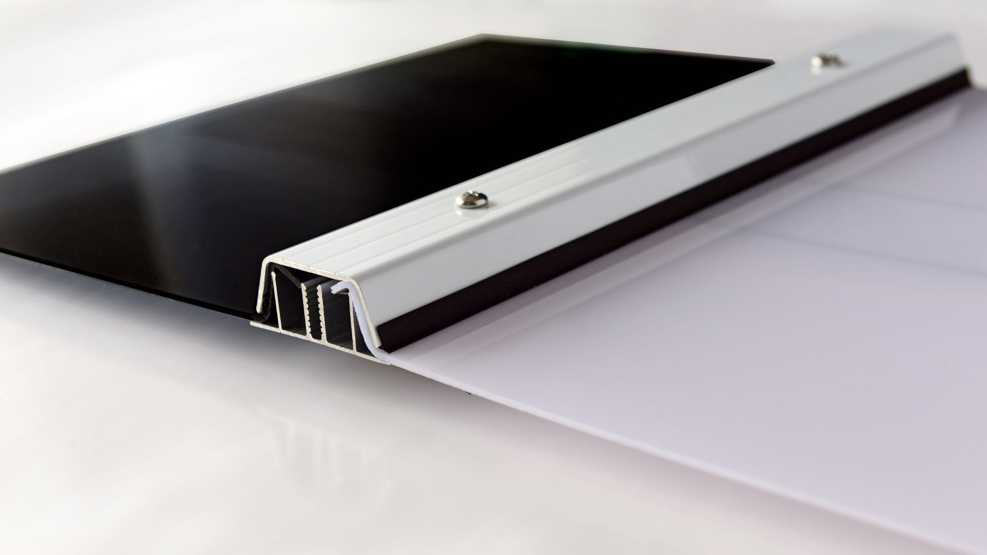 U型鎖扣實心板系統(tǒng)